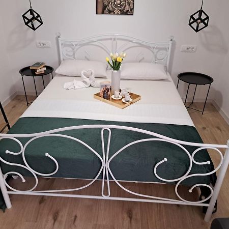 Studio Apartman Maris Apartment ซาดาร์ ภายนอก รูปภาพ