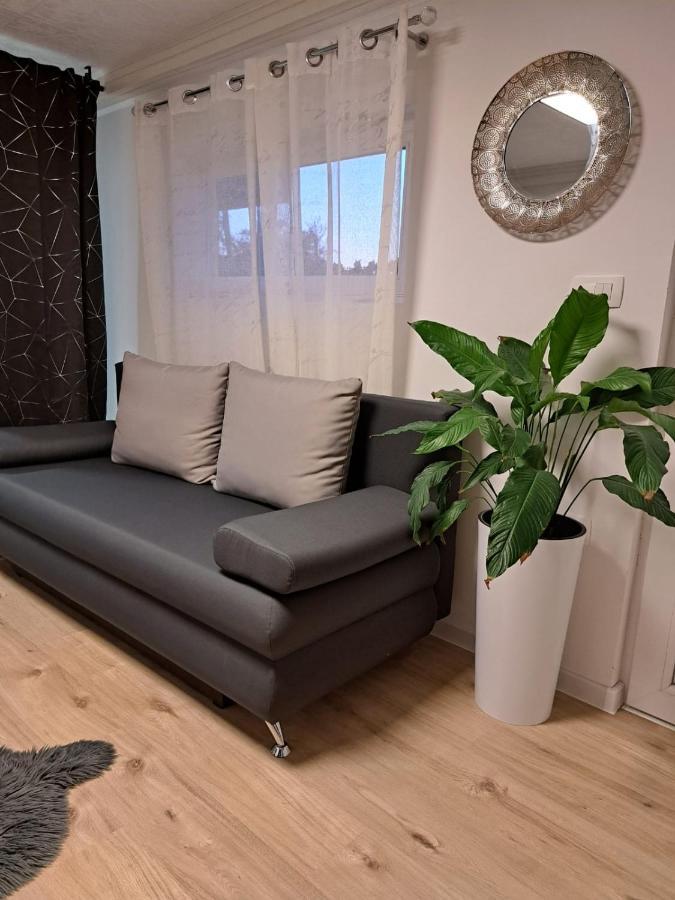 Studio Apartman Maris Apartment ซาดาร์ ภายนอก รูปภาพ