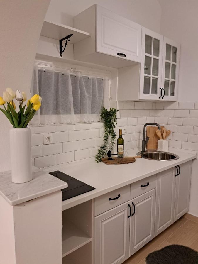 Studio Apartman Maris Apartment ซาดาร์ ภายนอก รูปภาพ